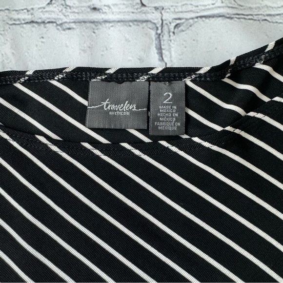 Chico’s Travelers black white stripes asymmetrical hem tunic top size 2 - Picture 5 of 9